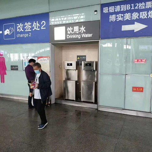 車站使用美的租賃機案例